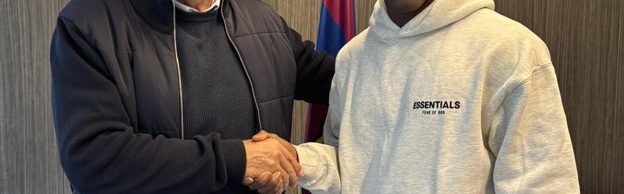 官方：巴萨与15岁通卡拉就续约达成协议，将在球员16岁时生效