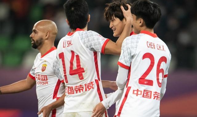 半岛体育-【足协杯】武磊破门奥斯卡传射 海港总比分8比0晋级